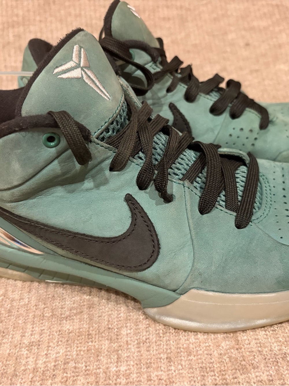 Nike Kids' Teal High-Top Sneakers with Black Swoosh